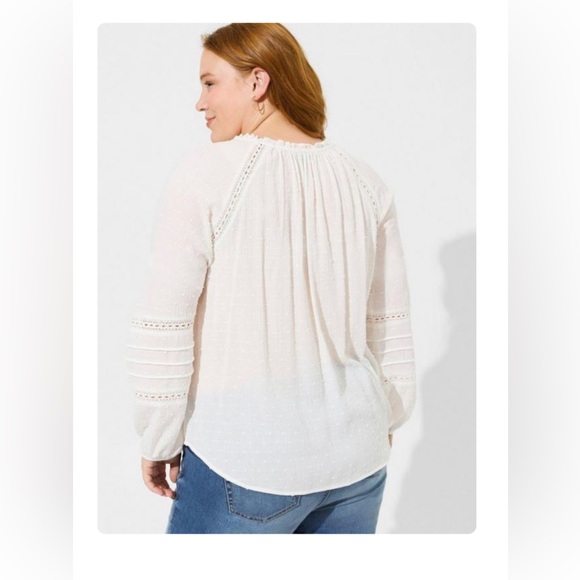 NWT- Torrid Timeless White Gauze Lace Inset Blouse - Picture 3 of 4